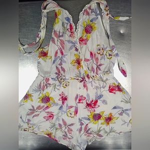 Paper hearts summer romper
